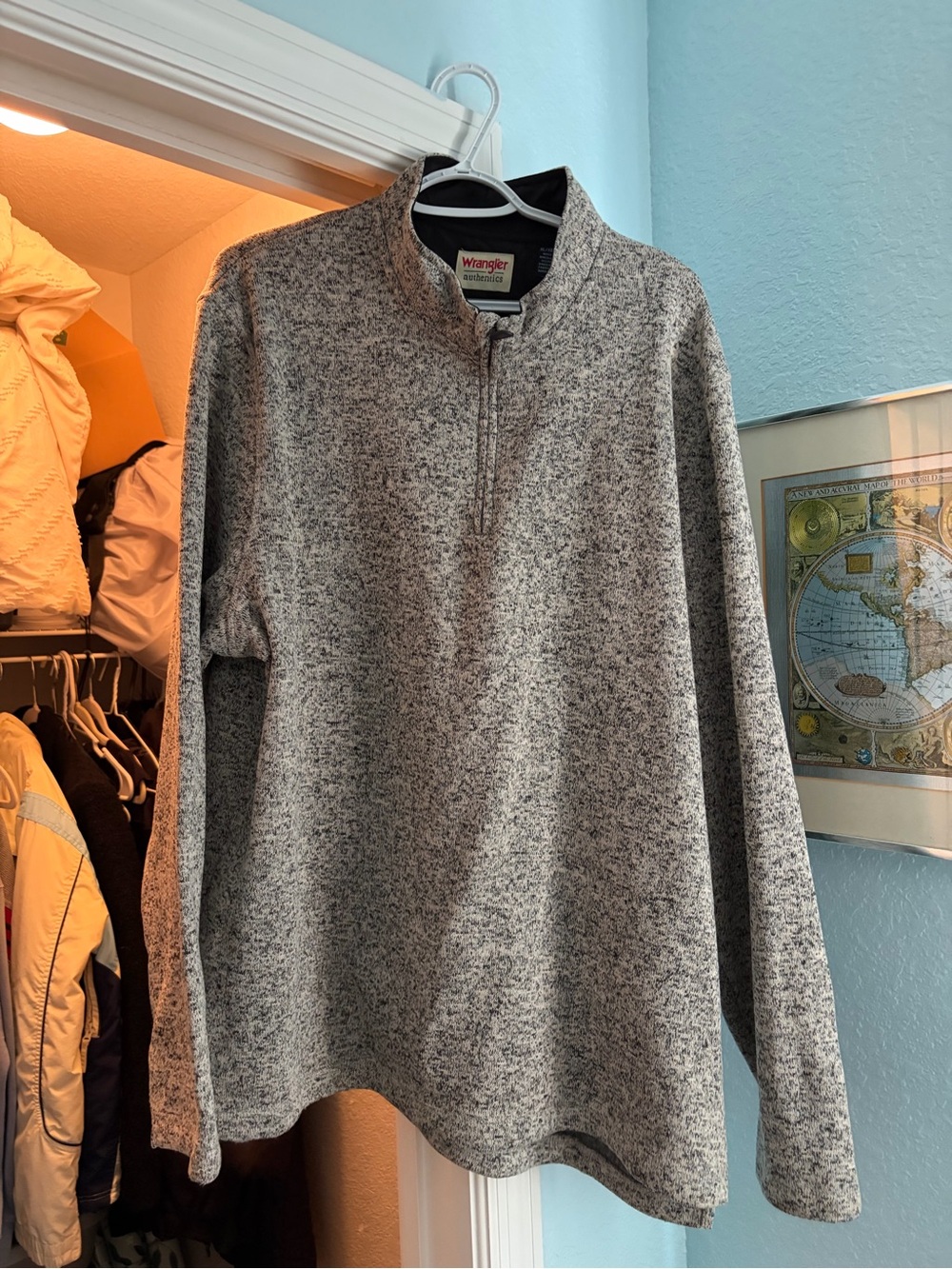 Wrangler Men's Heather Gray Half-Zip Pullover Sweater